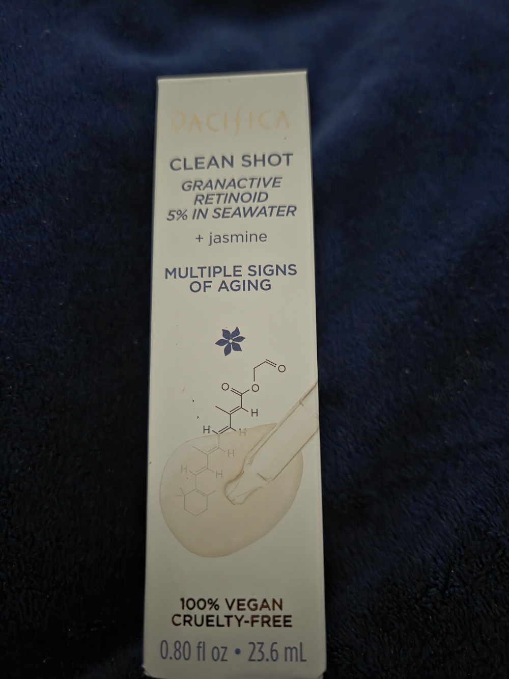 Pacifica Clean Shot Granactive Retinoid Serum - White & Navy Packaging